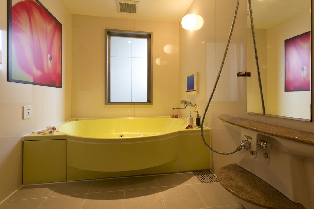 Hotel Crea (Adults Only) أوكاياما الغرفة الصورة
